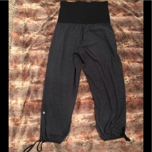 Lululemon crop pants